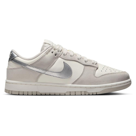 Nike Dunk Low W